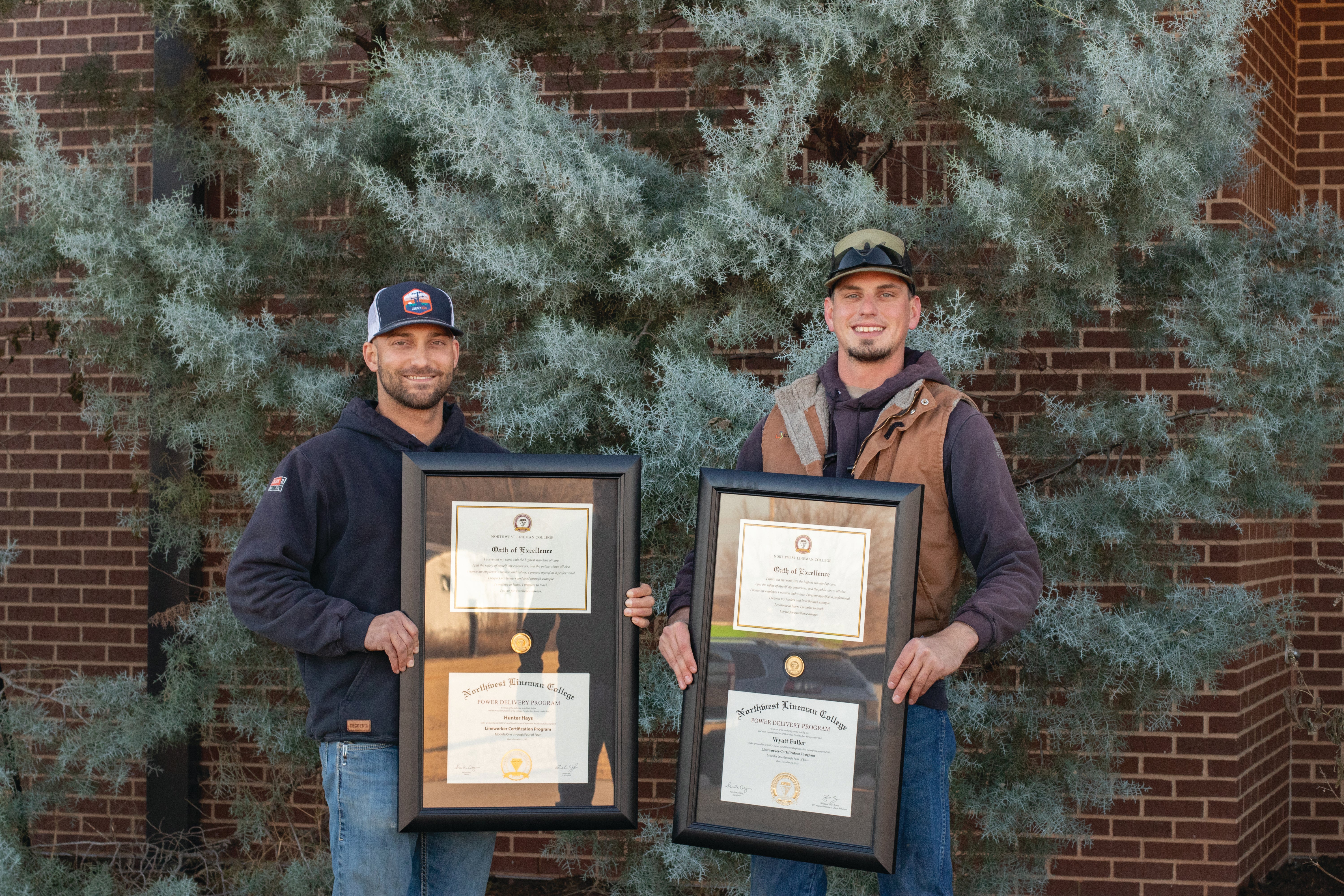 Central linemen Hunter Hays (left) and Wyatt Fuller (right) with their diplomas from the Northwest Lineman College.